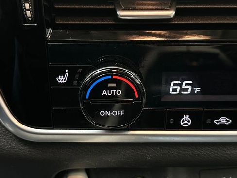 Certified 2023 Nissan Rogue SL AWD/4WD image 30