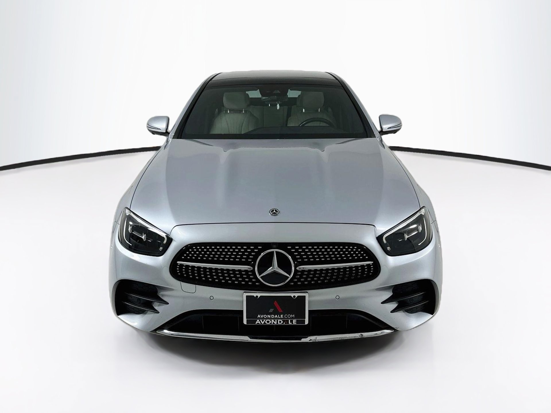 Used 2021 Mercedes-Benz E 450 4MATIC Sedan image 2