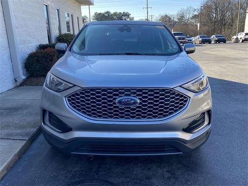 Used 2023 Ford Edge SEL image 2