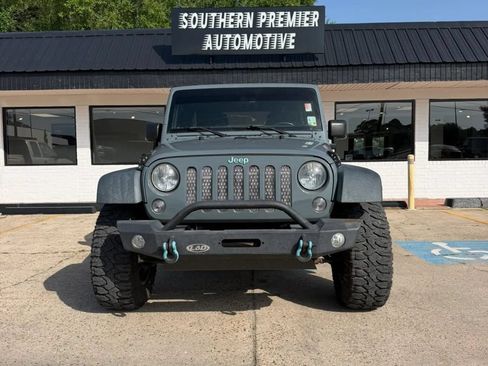 Used 2015 Jeep Wrangler Unlimited Sport w/ Quick Order Package 24S AWD/4WD image 2