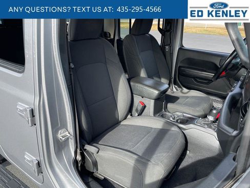 Used 2020 Jeep Gladiator Sport w/ Quick Order Package 24S image 25