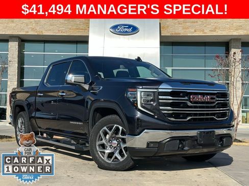 Used 2022 GMC Sierra 1500 SLT w/ SLT Convenience Package image 1