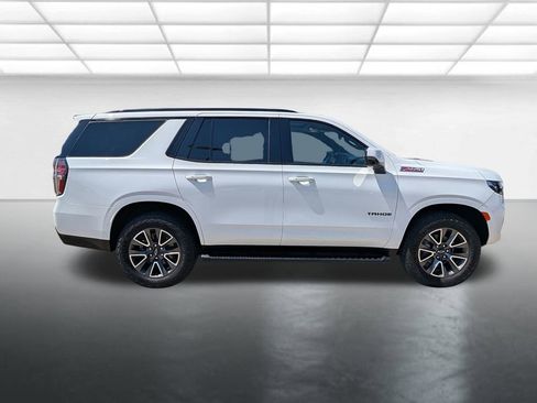 Certified 2024 Chevrolet Tahoe Z71 w/ Luxury Package AWD/4WD image 31