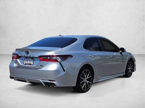 Used 2023 Toyota Camry SE w/ Convenience Package FWD image 6