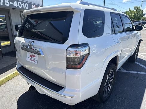 Used 2014 Toyota 4Runner Limited AWD/4WD image 8