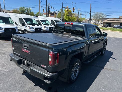 Used 2017 GMC Sierra 1500 SLT image 17