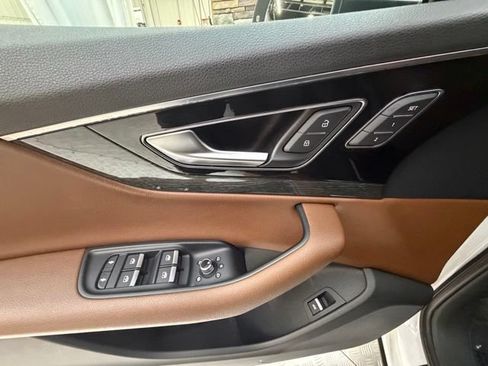 Used 2019 Audi Q7 3.0T Premium w/ Cold Weather Package AWD/4WD image 30