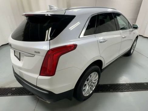 Used 2018 Cadillac XT5 Base image 8