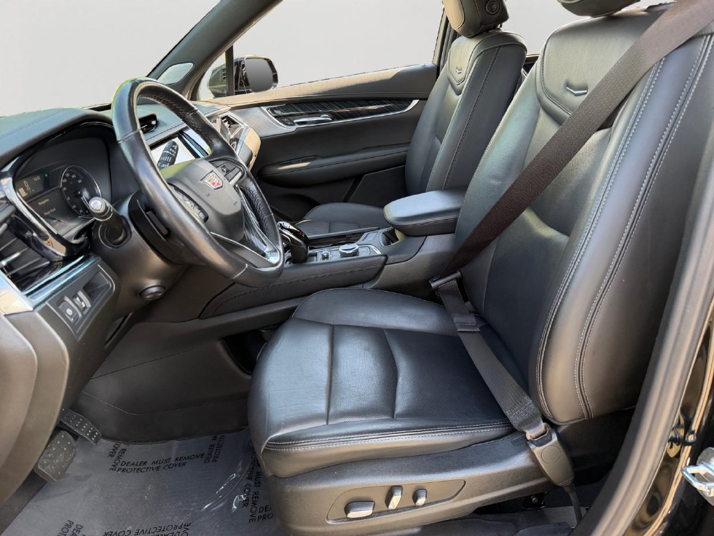 Used 2023 Cadillac XT6 Premium Luxury AWD/4WD image 15