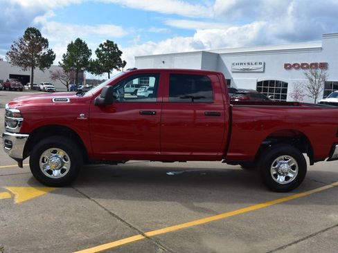 New 2026 RAM 2500 Tradesman w/ Chrome Appearance Group AWD/4WD image 9