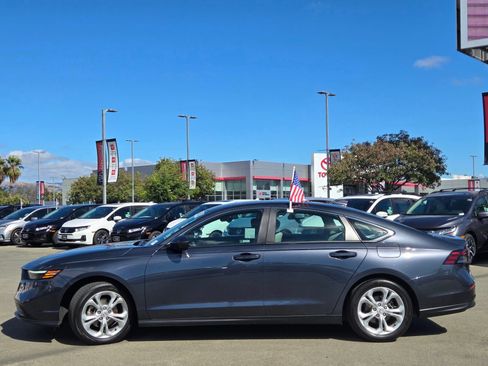 Used 2023 Honda Accord LX image 4