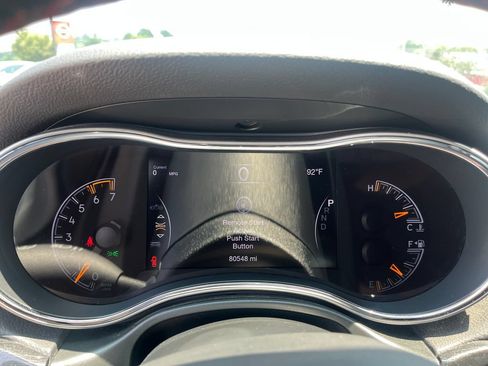 Used 2020 Jeep Grand Cherokee Trailhawk AWD/4WD image 12