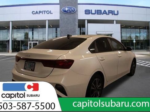 Used 2022 Kia Forte LXS FWD image 4