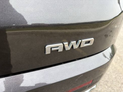 Used 2019 GMC Acadia Denali w/ Technology Package AWD/4WD image 12