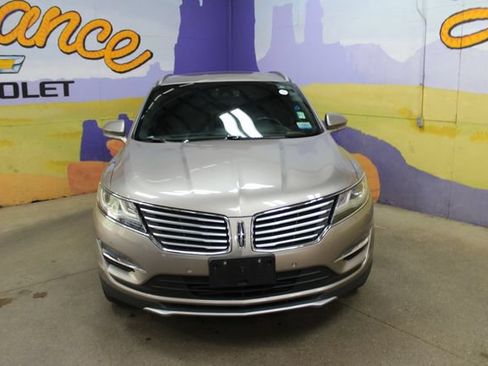 Used 2018 Lincoln MKC Reserve w/ MKC Technology Package AWD/4WD image 3