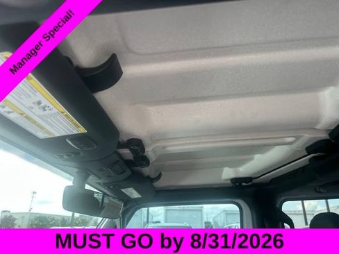 Used 2023 Jeep Gladiator Rubicon w/ LED Lighting Group AWD/4WD image 16