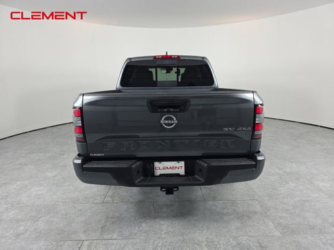 Used 2023 Nissan Frontier SV w/ SV Convenience Package image 7