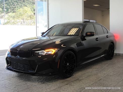 Used 2024 BMW 330i Sedan w/ M Sport Package RWD image 25