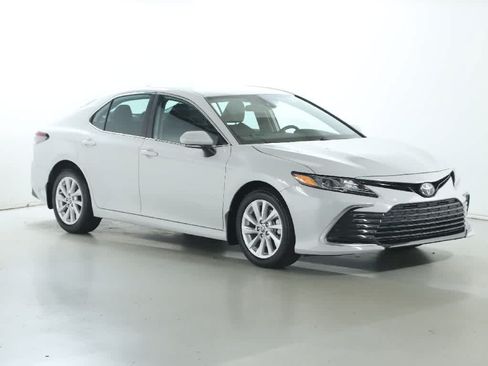 Certified 2024 Toyota Camry LE FWD image 9
