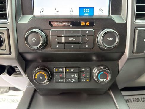Used 2019 Ford F250 XLT w/ XLT Premium Package AWD/4WD image 29