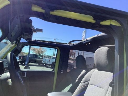 Used 2024 Jeep Wrangler Sport S image 21