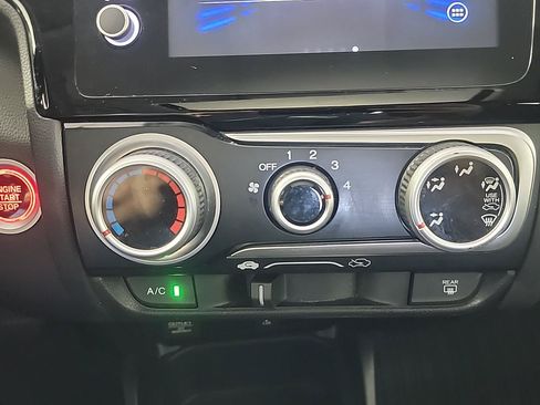 Used 2018 Honda Fit EX image 31