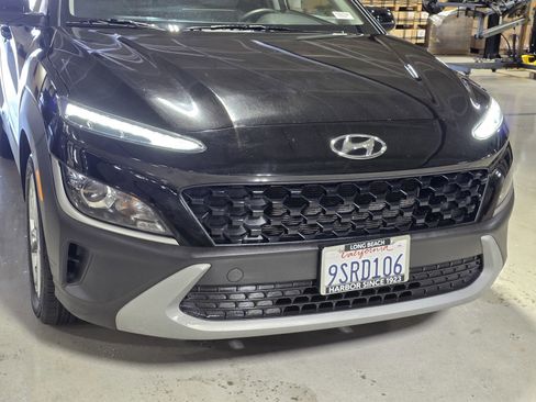 Certified 2023 Hyundai Kona SEL image 9