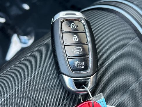 Certified 2022 Hyundai Veloster N image 28