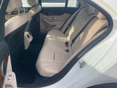 Used 2015 Mercedes-Benz C 300 4MATIC Sedan image 14