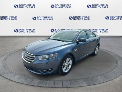 Used 2019 Ford Taurus SEL AWD/4WD image 2