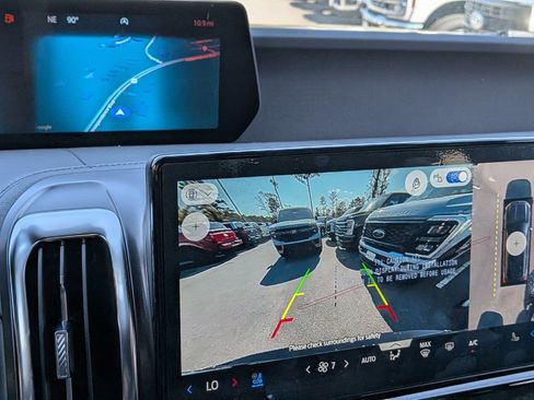 New 2026 Ford Expedition Tremor image 13