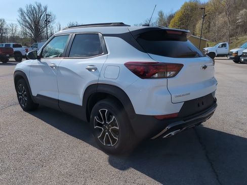 Used 2023 Chevrolet TrailBlazer ACTIV w/ Technology Package image 7