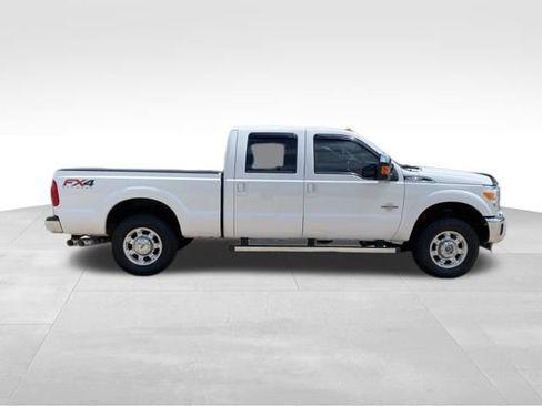Used 2015 Ford F250 Lariat w/ Chrome Package AWD/4WD image 2