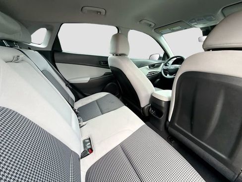 Certified 2023 Hyundai Kona SE AWD/4WD image 25