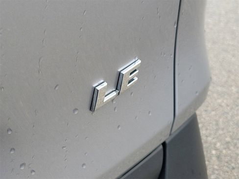 Used 2025 Toyota RAV4 LE image 7