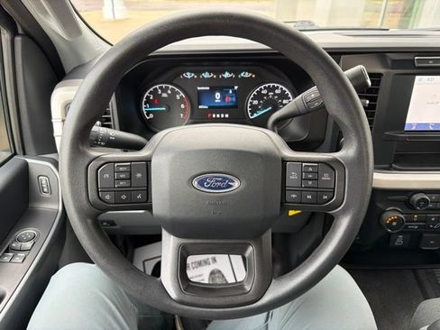 Used 2023 Ford F350 XLT w/ 360-Degree Camera Package AWD/4WD image 16
