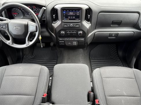 Used 2019 Chevrolet Silverado 1500 Custom Trail Boss w/ Custom Convenience Package image 16