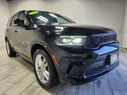 Used 2024 Dodge Durango GT AWD/4WD image 7