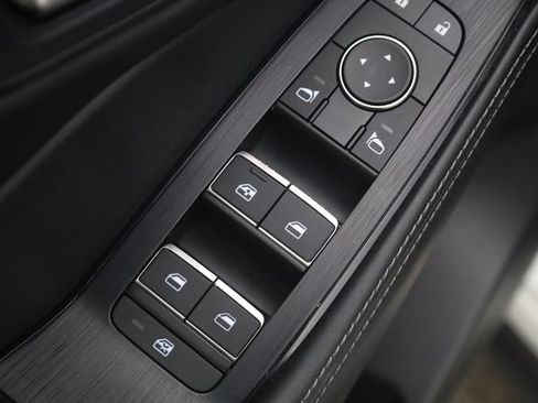 Used 2023 Nissan Rogue SL w/ SL Premium Package FWD image 17