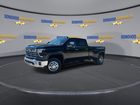 New 2026 Chevrolet Silverado 3500 LTZ w/ LTZ Plus Package AWD/4WD image 7