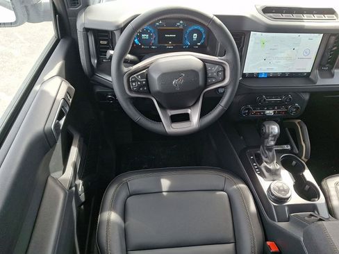 New 2026 Ford Bronco Badlands AWD/4WD image 7