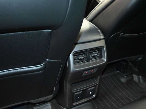 Used 2015 Ford Edge Sport w/ Equipment Group 401A AWD/4WD image 24