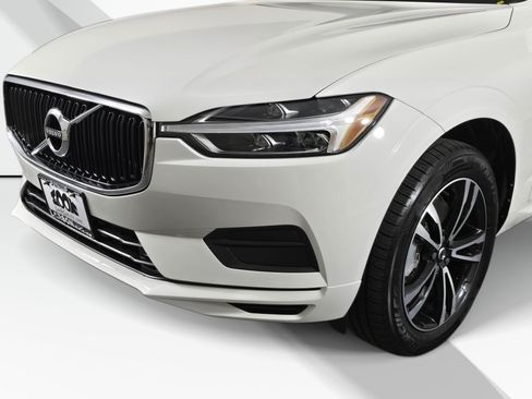 Used 2020 Volvo XC60 T6 Momentum AWD/4WD image 13
