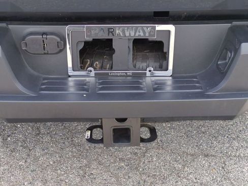 Used 2025 Toyota Tacoma TRD Off-Road AWD/4WD image 31