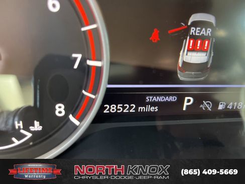 Used 2025 Nissan Rogue SV FWD image 30