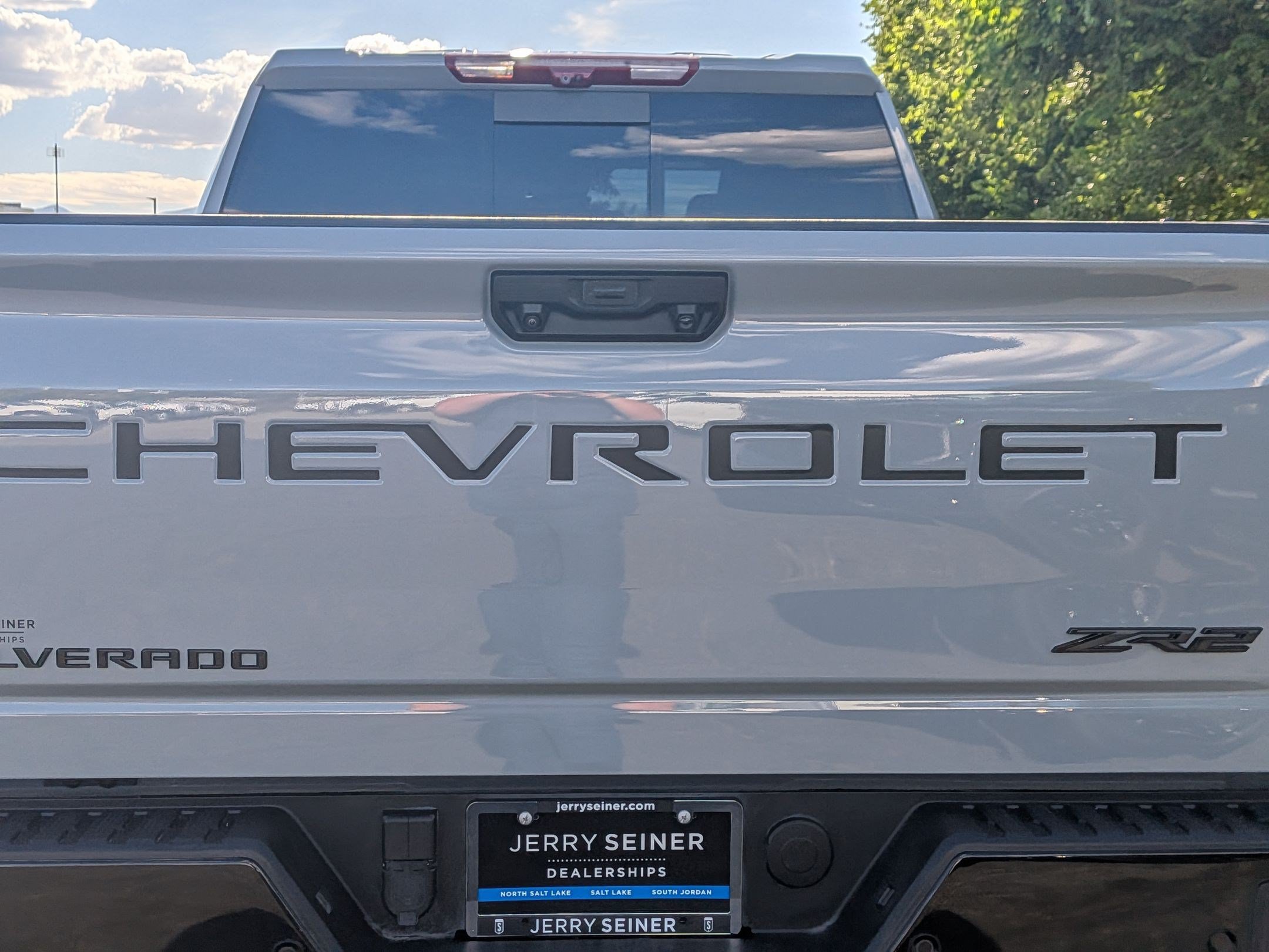 Used 2025 Chevrolet Silverado 2500 ZR2 w/ Technology Package AWD/4WD image 14