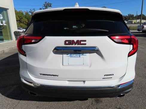Used 2018 GMC Terrain SLT image 10