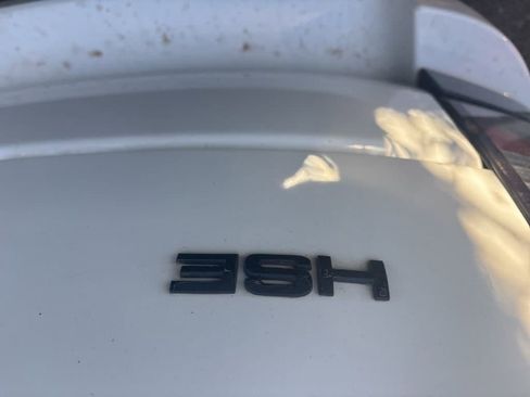 Used 2016 Land Rover Range Rover HSE image 12