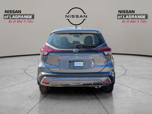 New 2025 Nissan Kicks Play S FWD image 6