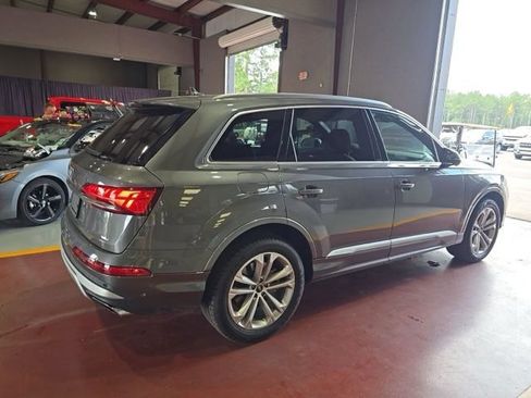 Used 2025 Audi Q7 3.0T Premium Plus AWD/4WD image 2